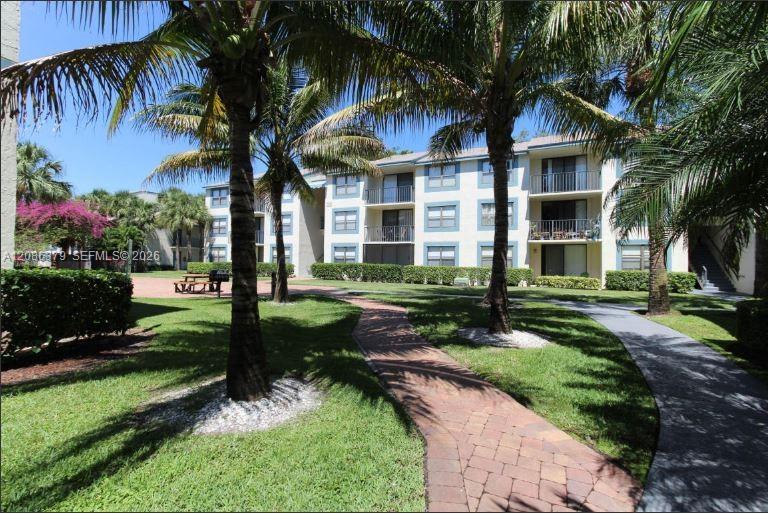 706 Executive Center Drive 34 Property Photo 12
