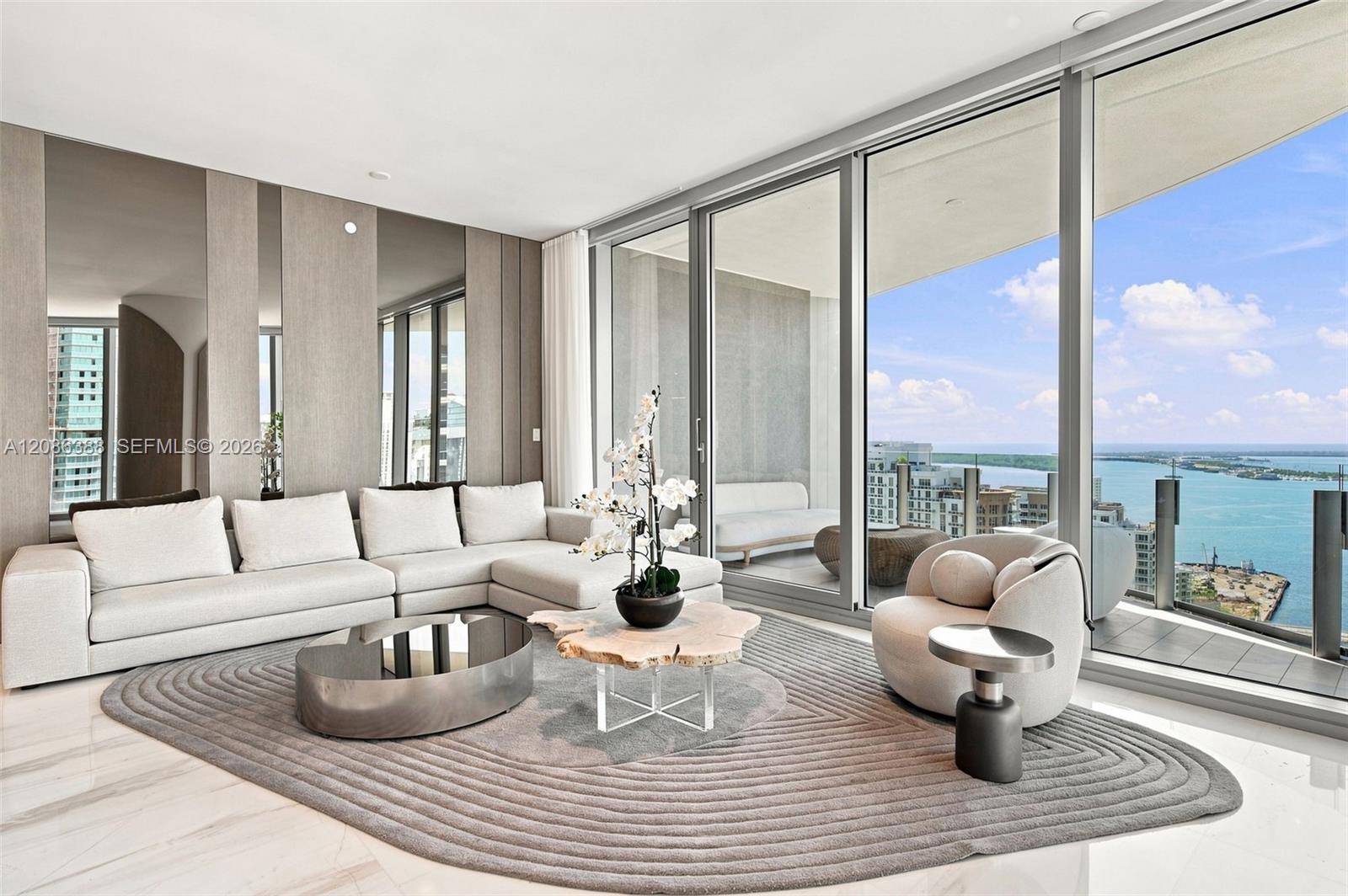 300 Biscayne Blvd Way 3807 Property Photo 1