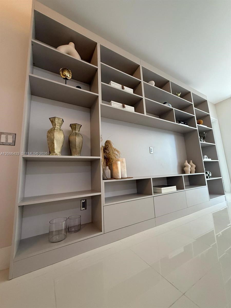 1300 Brickell Bay Drive 604 Property Photo 16