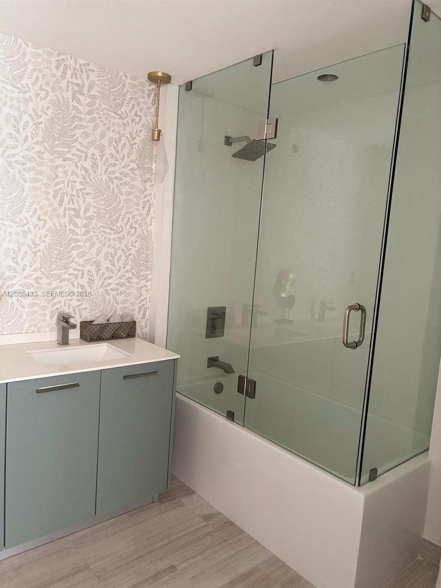 1300 Brickell Bay Drive 604 Property Photo 18