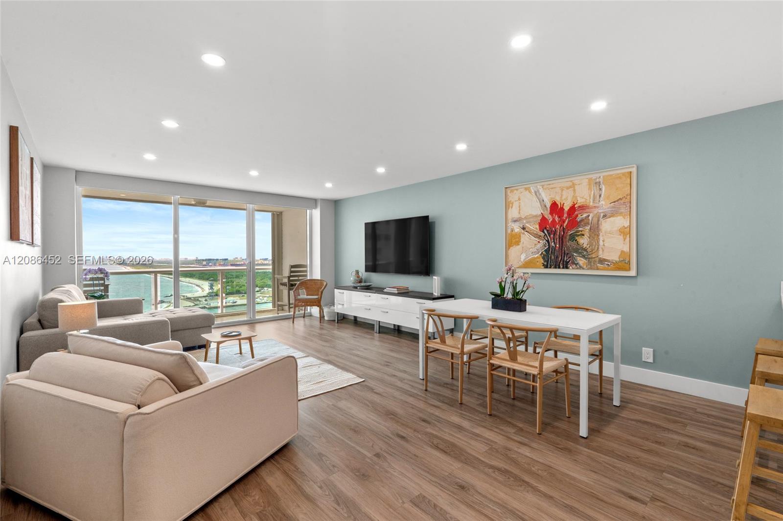 2100 S Ocean Lane 2010 Property Photo 11