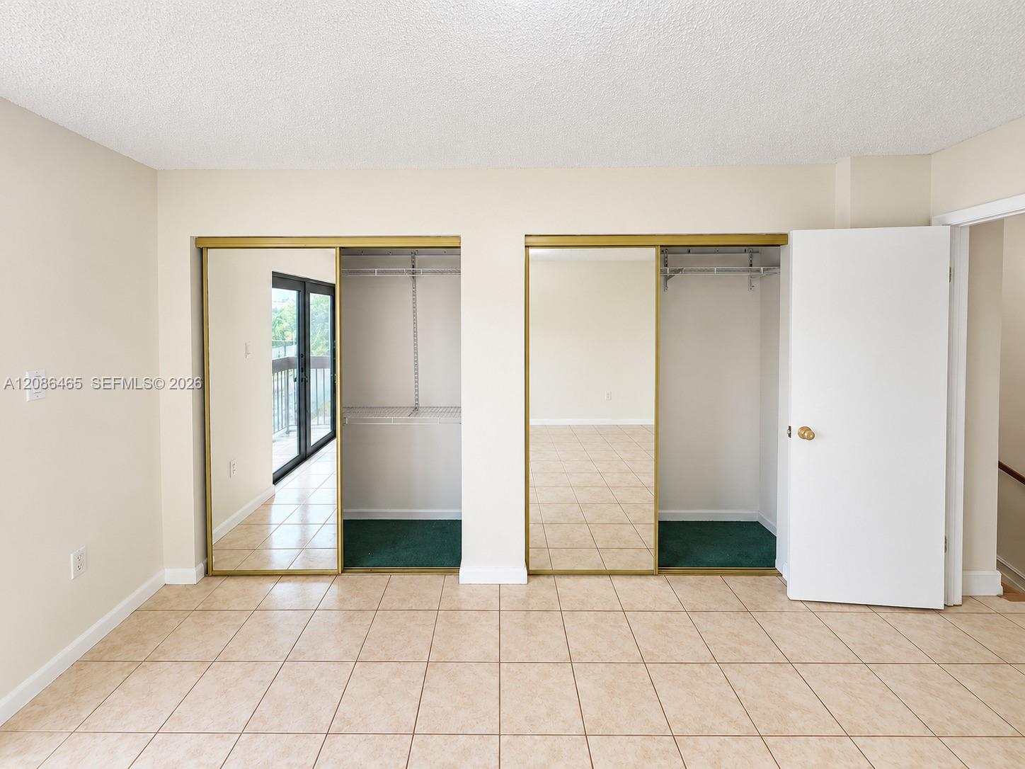 2071 W 54th Street 77 Property Photo 12