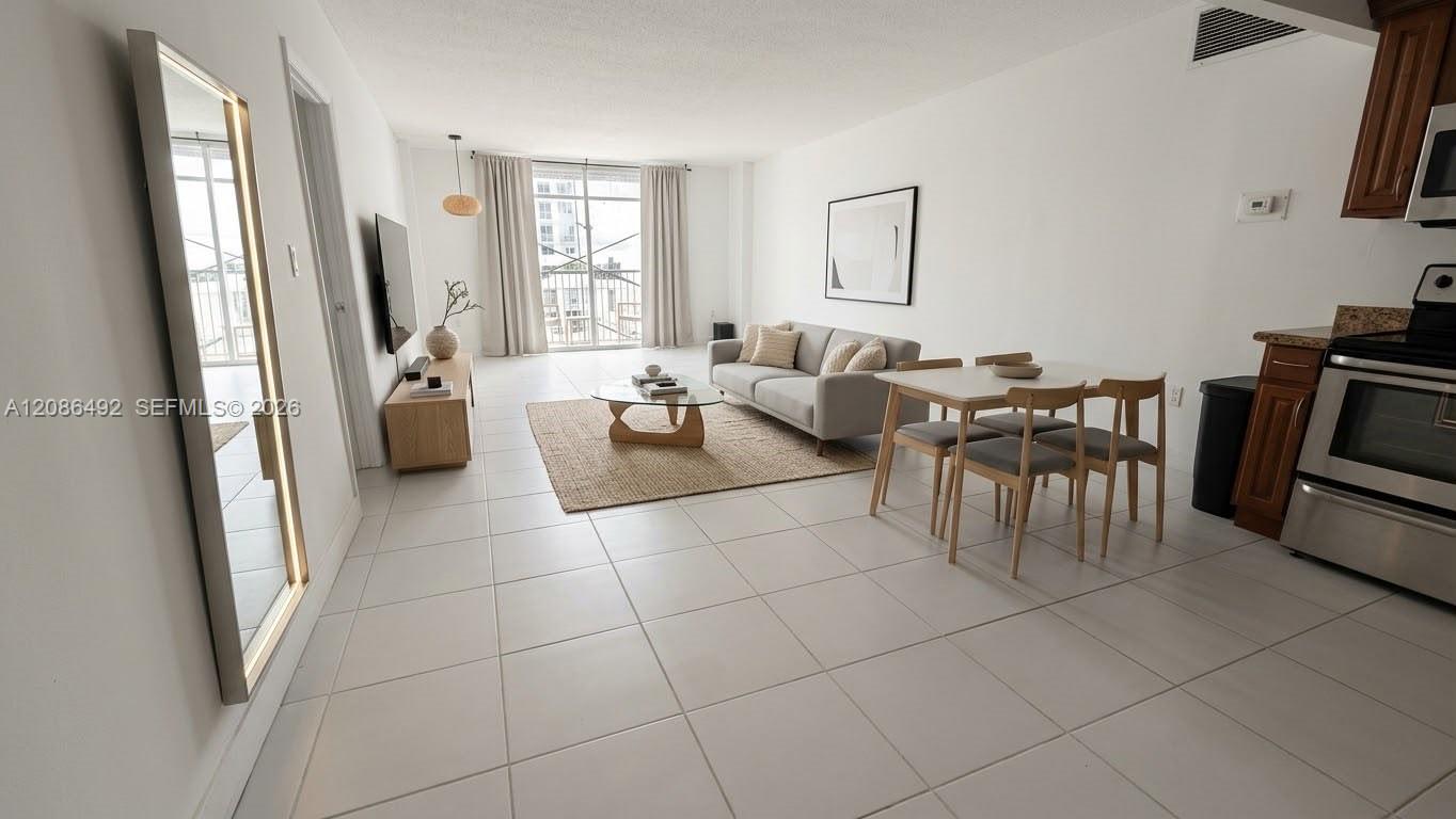 11111 Biscayne Boulevard 9a Property Photo 2