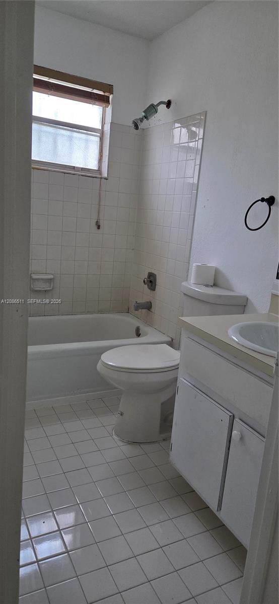 A12086511 Property Photo 5