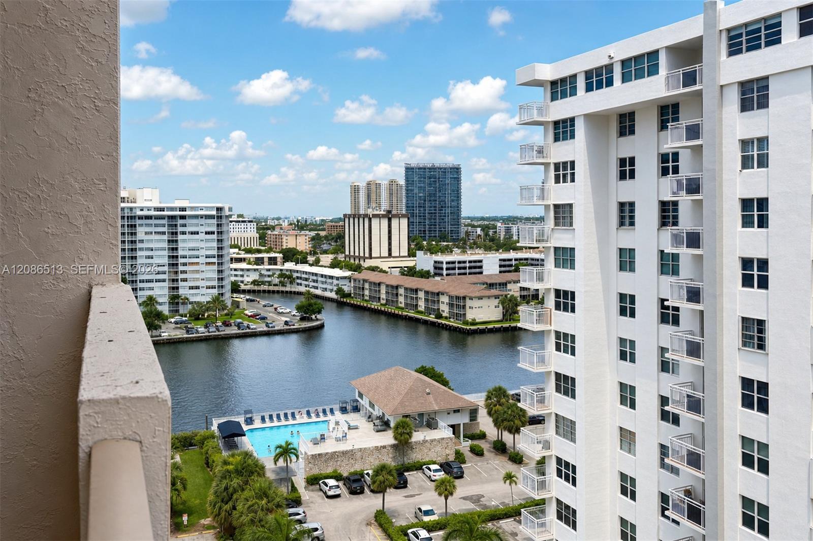 1865 S Ocean Drive 14d Property Photo 20