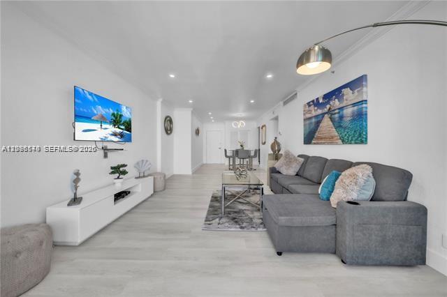 2501 S Ocean Drive PH38 Property Photo 1