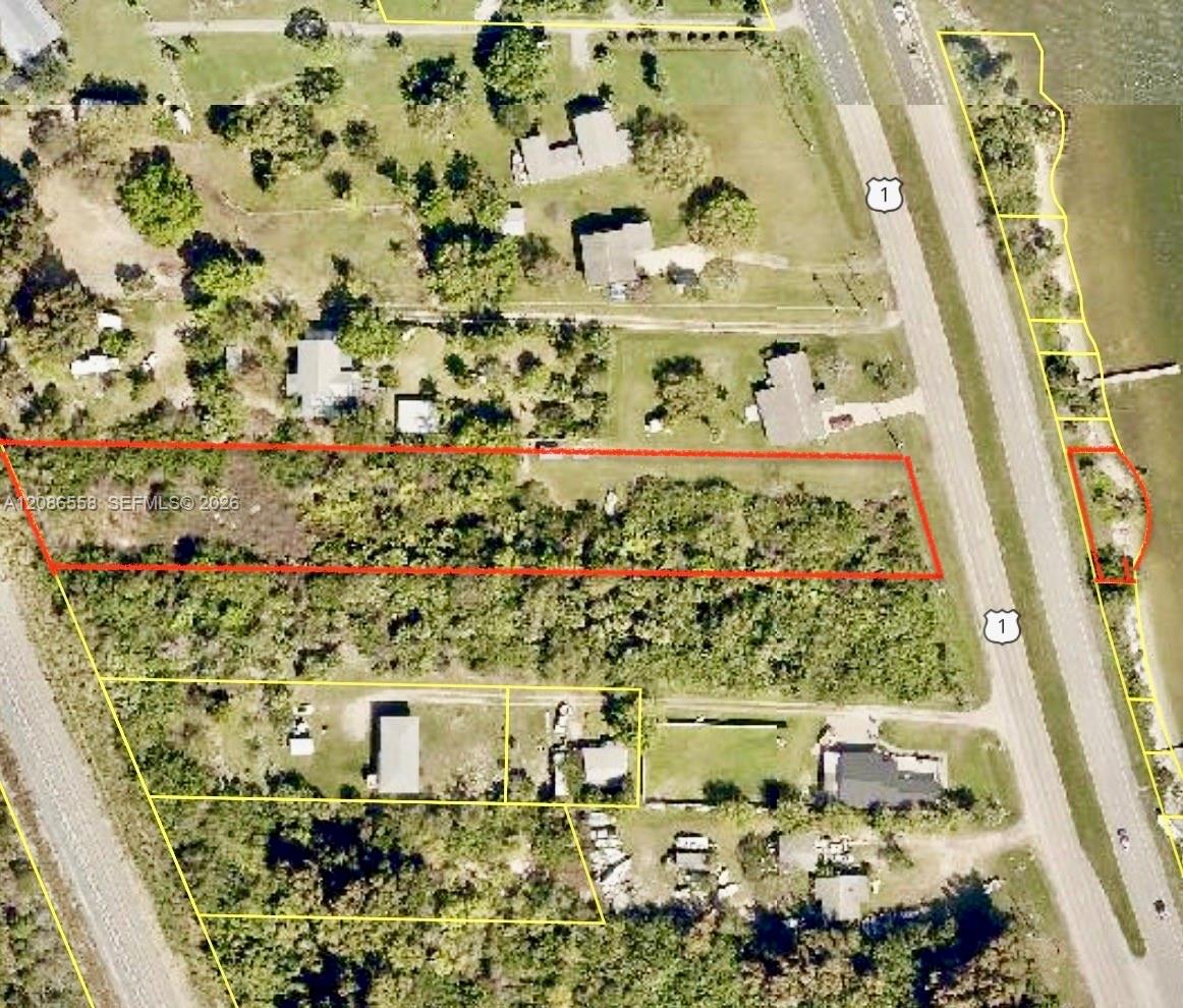 6810 Highway 1 Property Photo 18