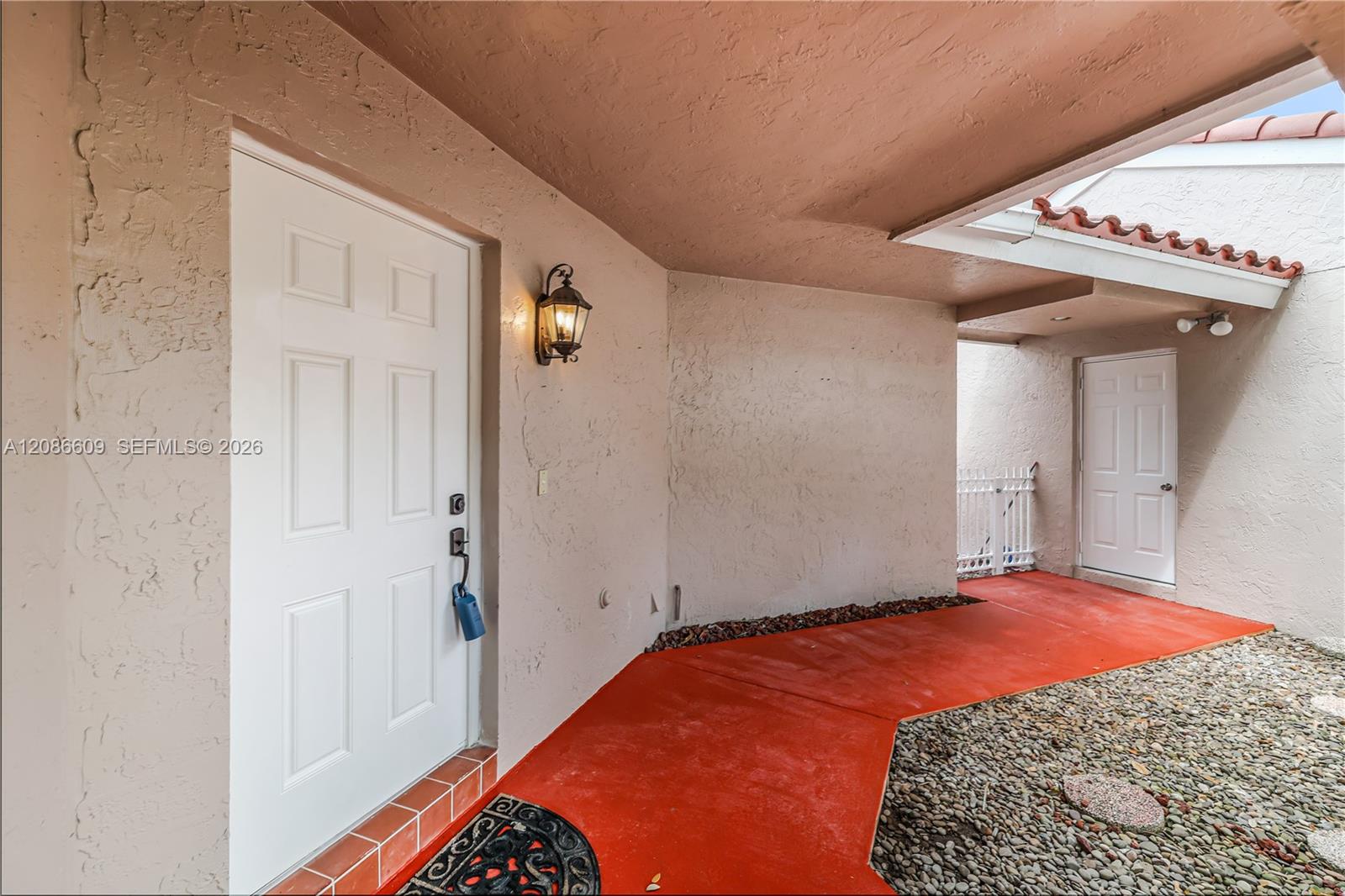 1290 Seagrape Circle Property Photo 21