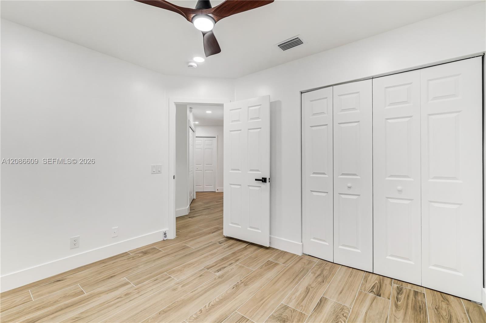 1290 Seagrape Circle Property Photo 34