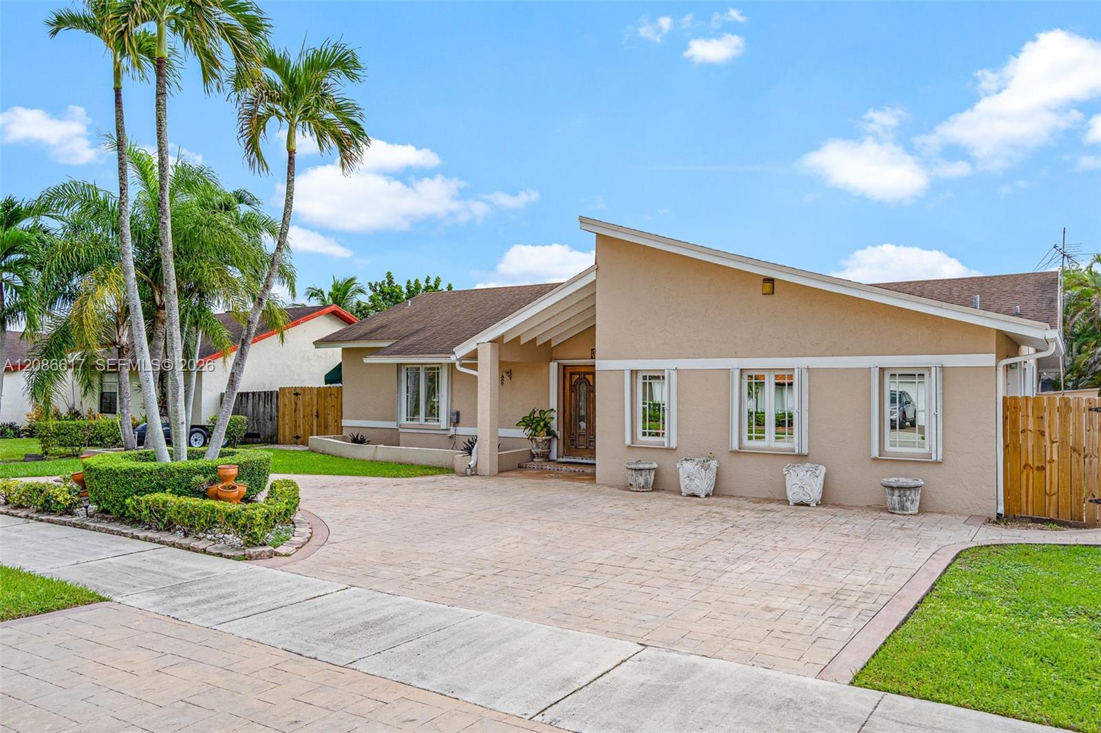 12855 Sw 116th Street Property Photo 5