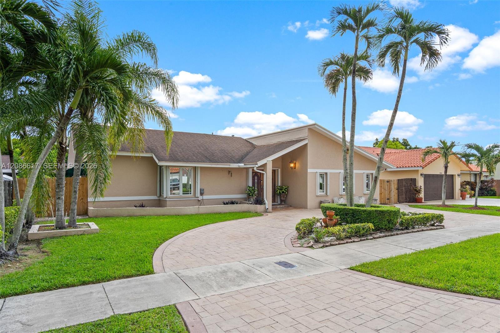 12855 Sw 116th Street Property Photo 6
