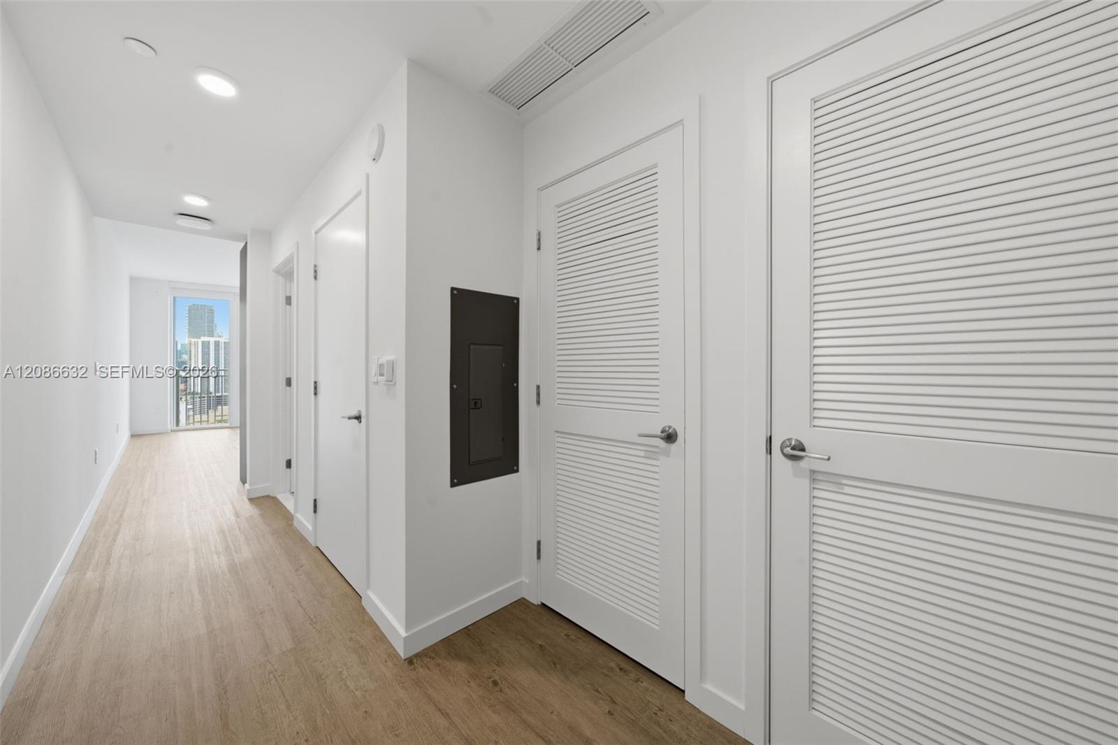 2000 Biscayne Boulevard 2414 Property Photo 2