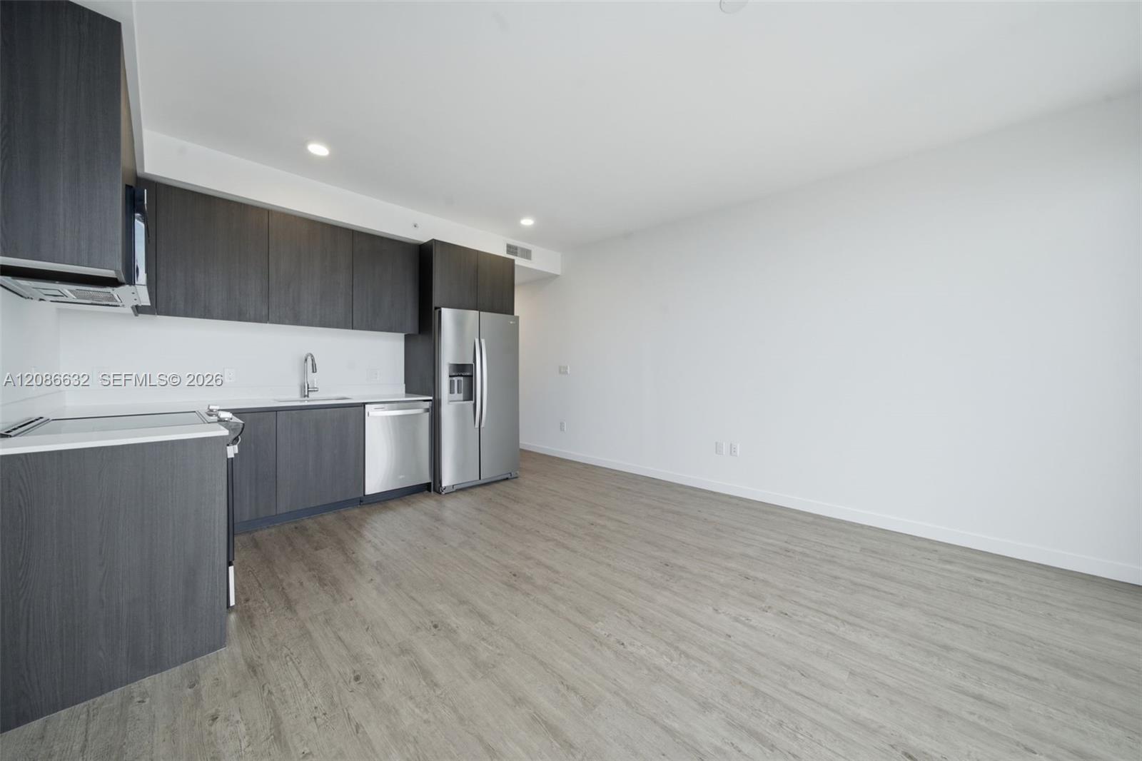 2000 Biscayne Boulevard 2414 Property Photo 10