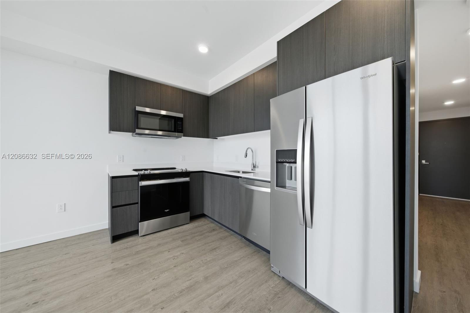 2000 Biscayne Boulevard 2414 Property Photo 13