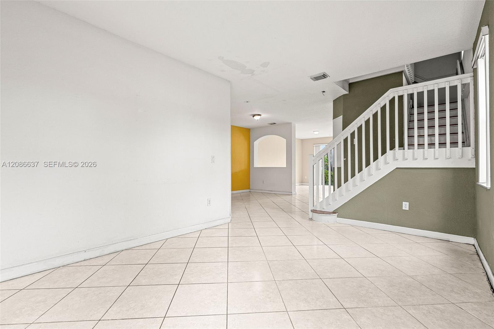 11401 Nw 76th Terrace Property Photo 4