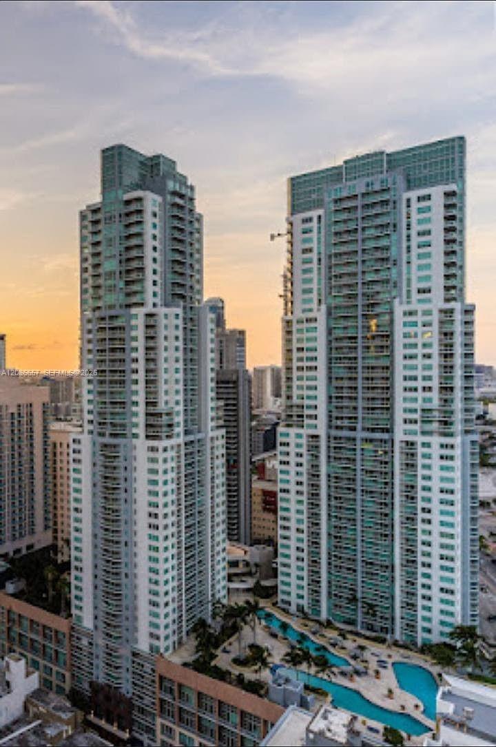 244 Biscayne 352 Property Photo 2