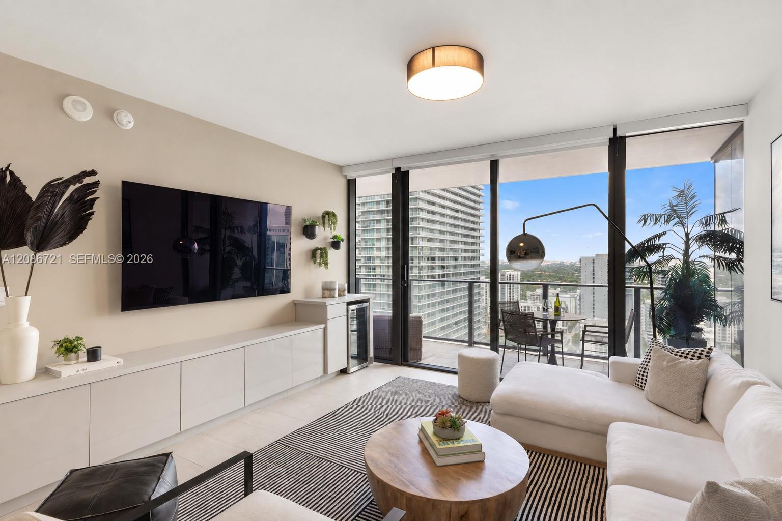 1000 Brickell Plaza 2704 Property Photo 1