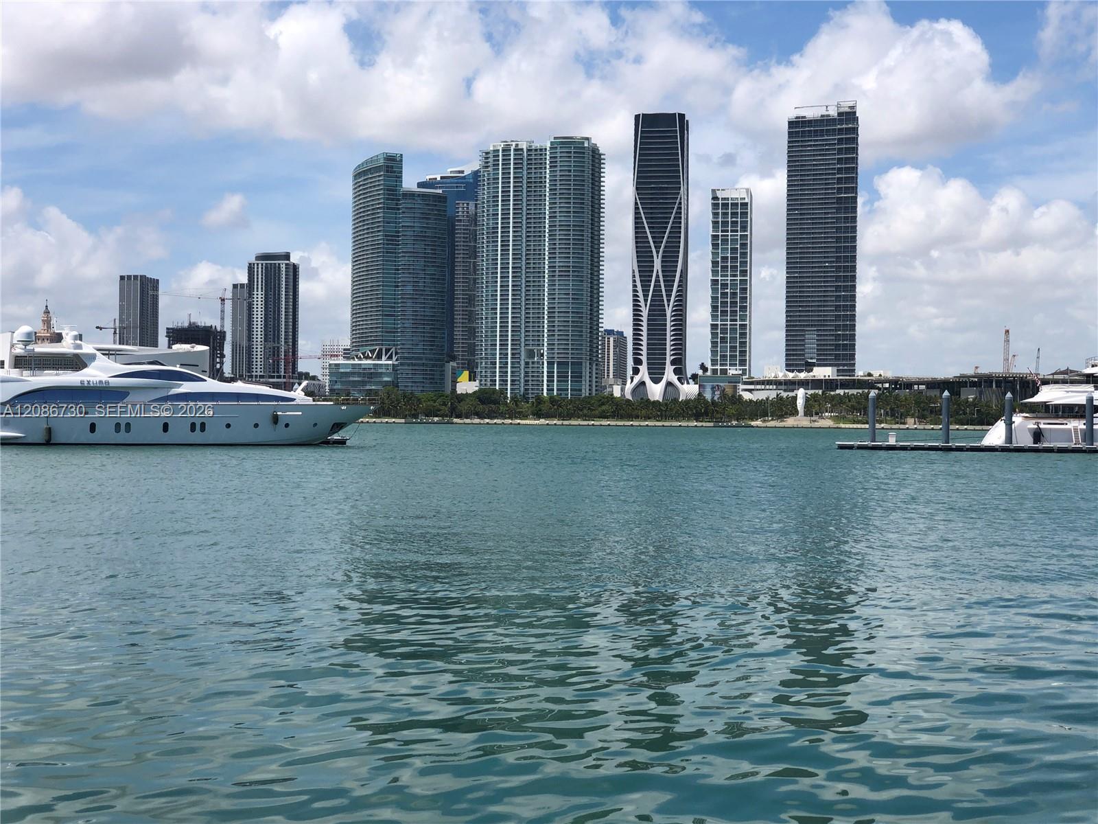 900 Biscayne Boulevard 3502 Property Photo 1