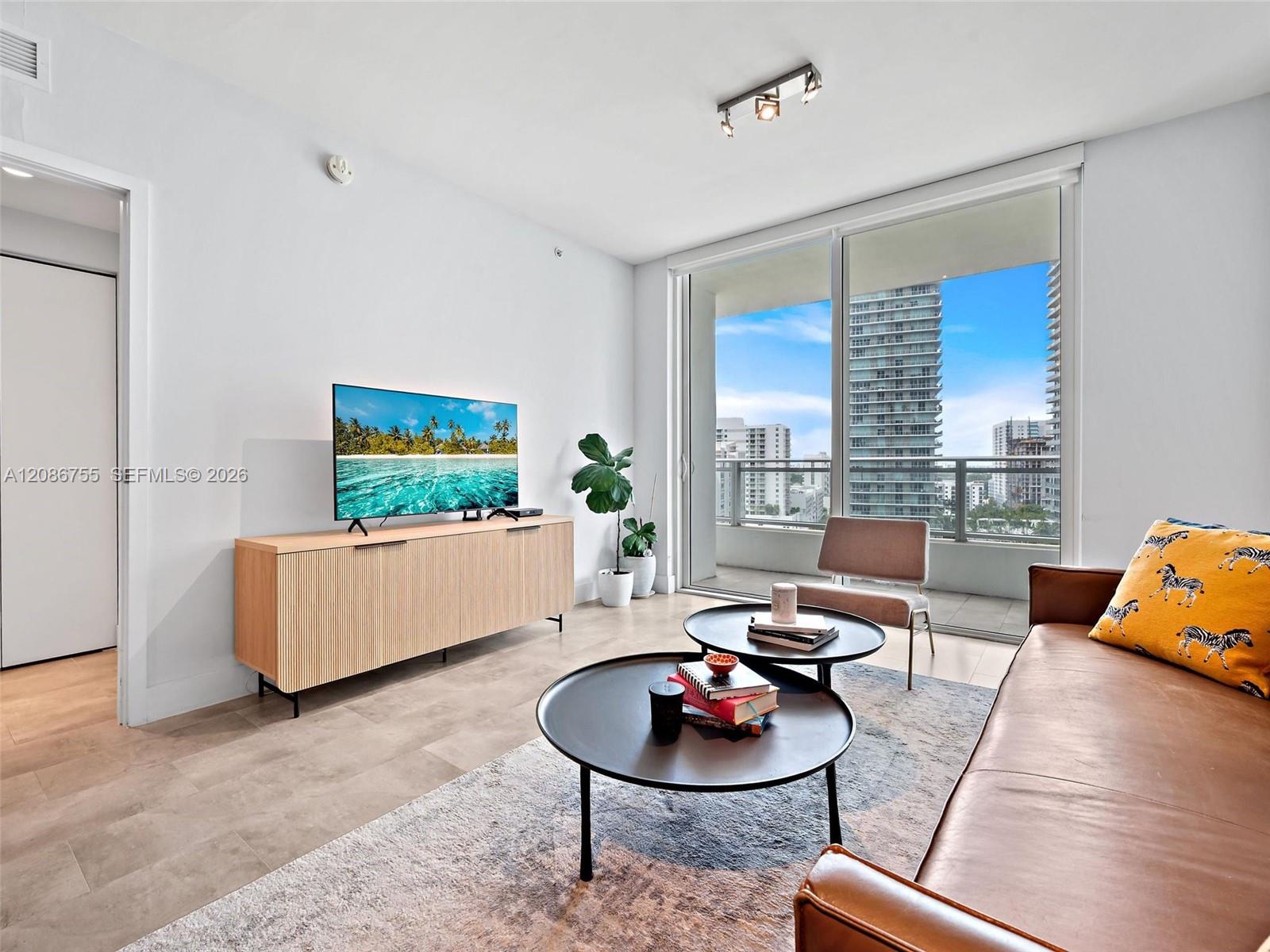 1080 Brickell Avenue 1403 Property Photo 3