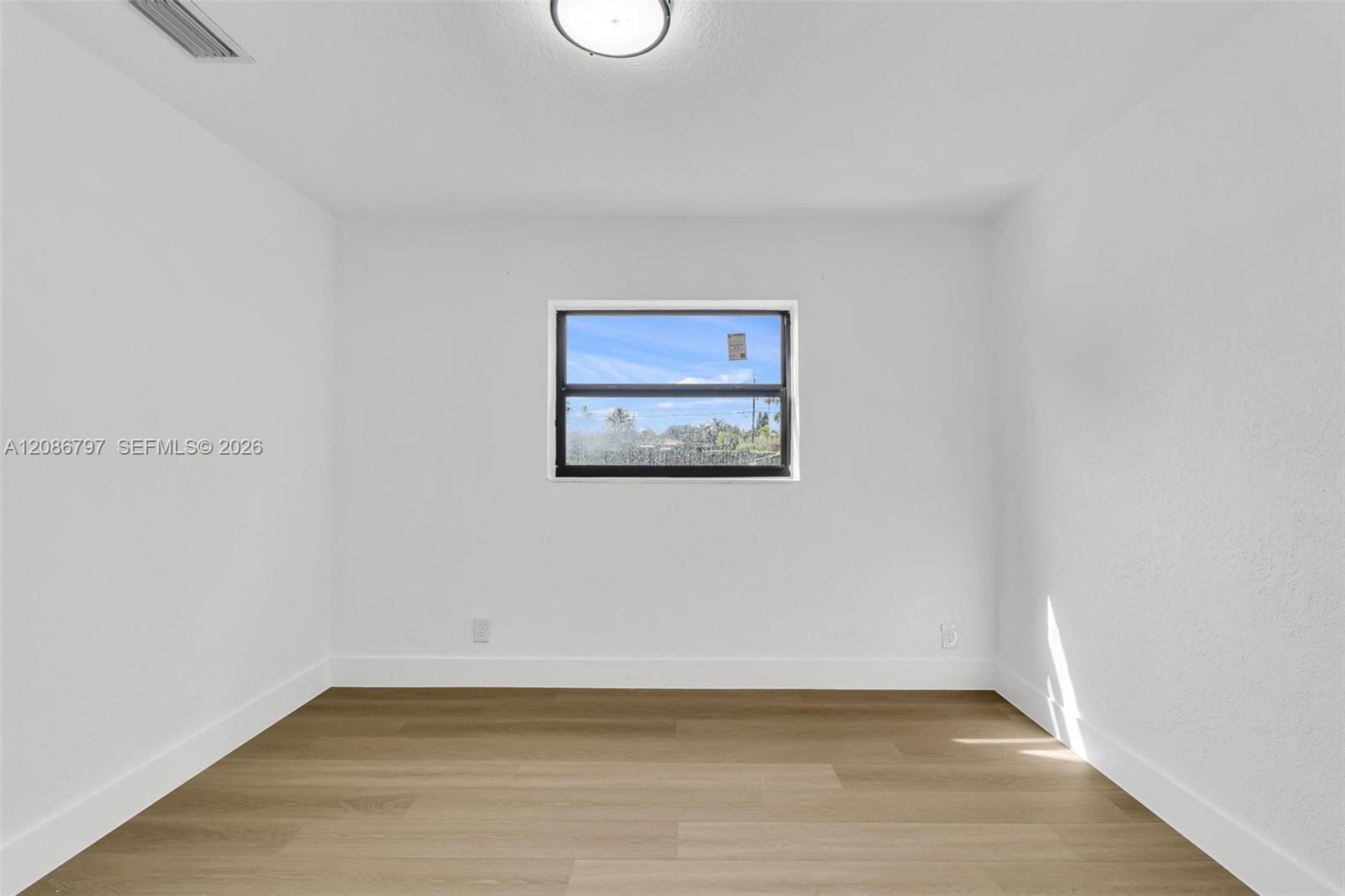 4250 Sw 24th Street Property Photo 25