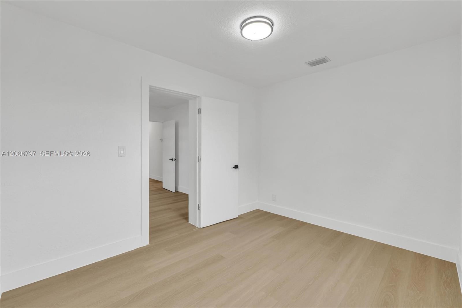 4250 Sw 24th Street Property Photo 26