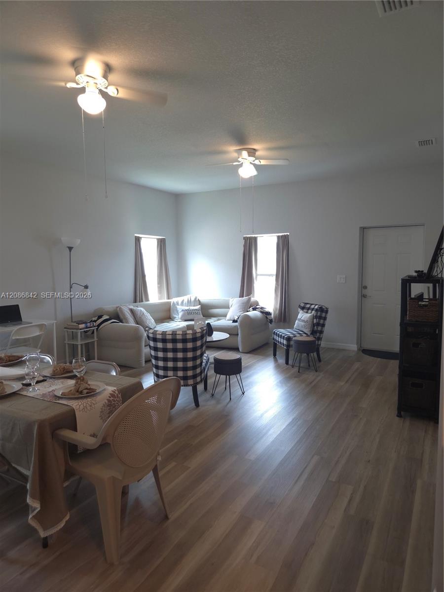 1498 Las Villa Boulevard Property Photo 19