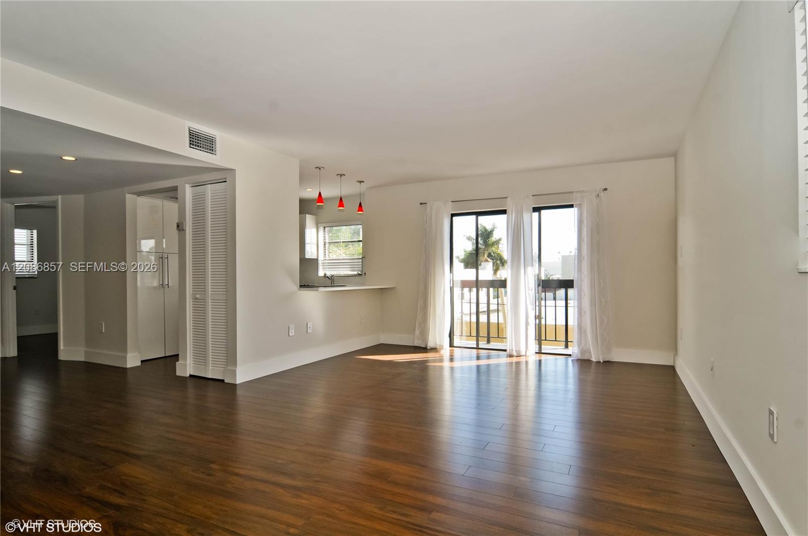 1617 Jefferson Avenue 404