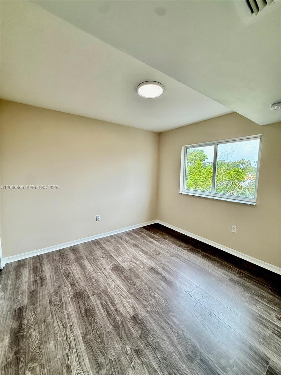 2475 Nw 16th Street Road 418 Property Photo 14