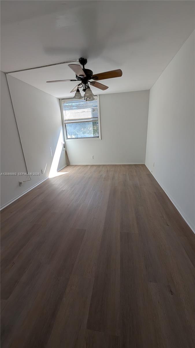 2701 Riverside Drive 206-b Property Photo 7
