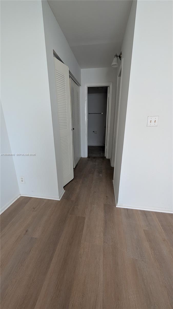2701 Riverside Drive 206-b Property Photo 11