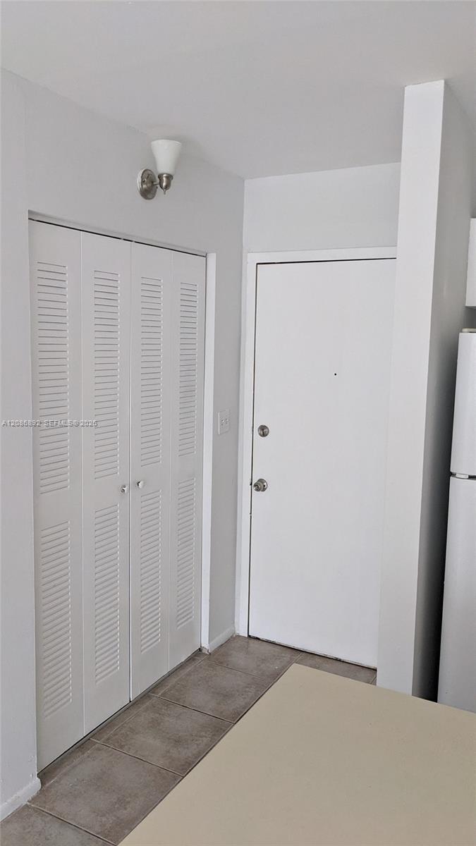 2701 Riverside Drive 206-b Property Photo 21