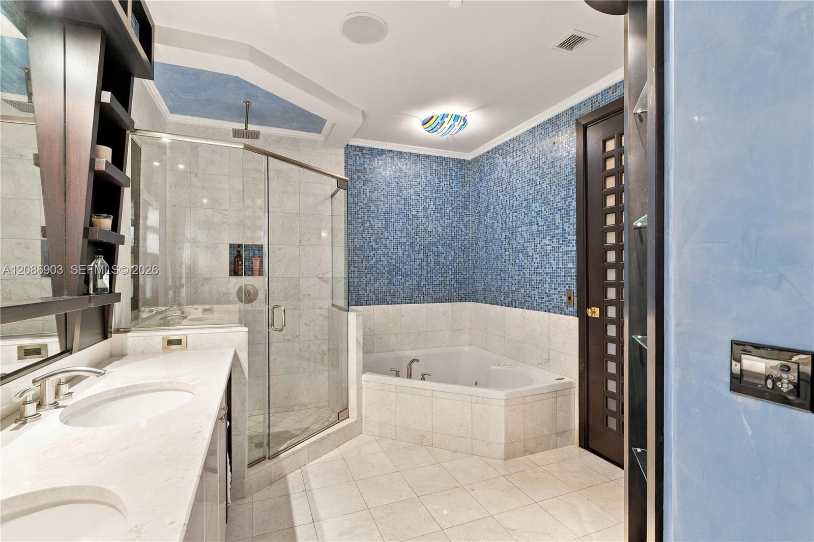 901 Brickell Key Boulevard 504 Property Photo 25