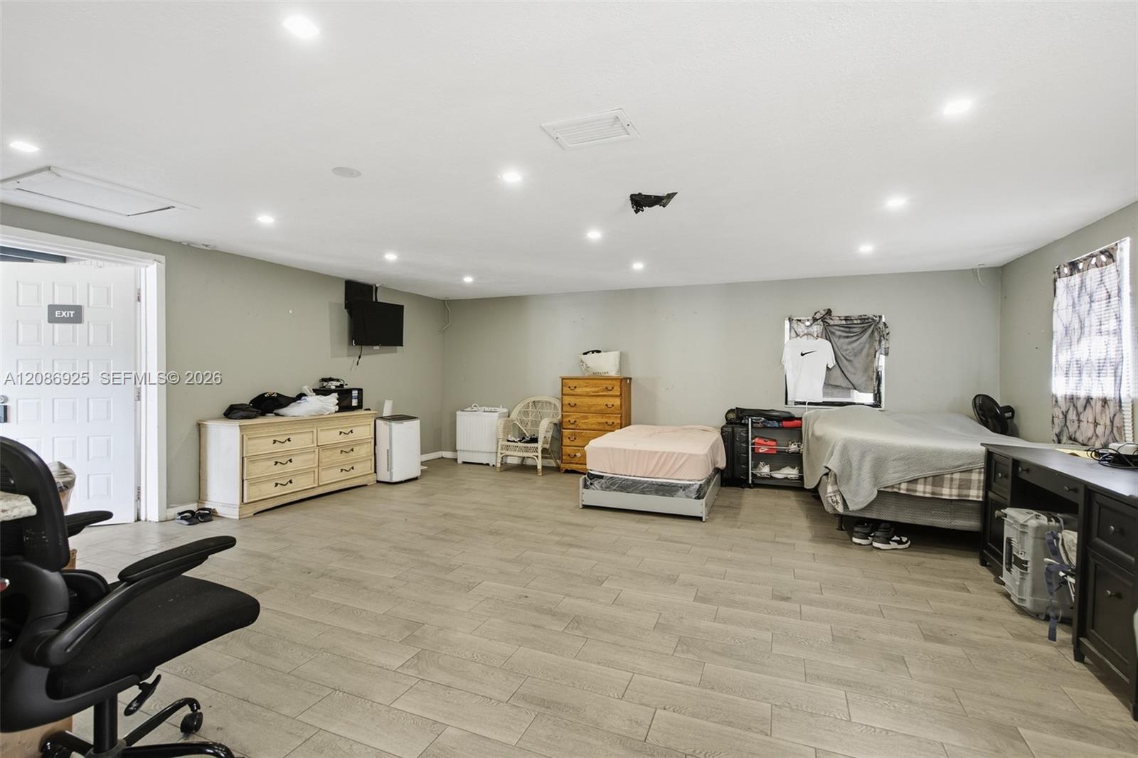 600 Ring Road Property Photo 7