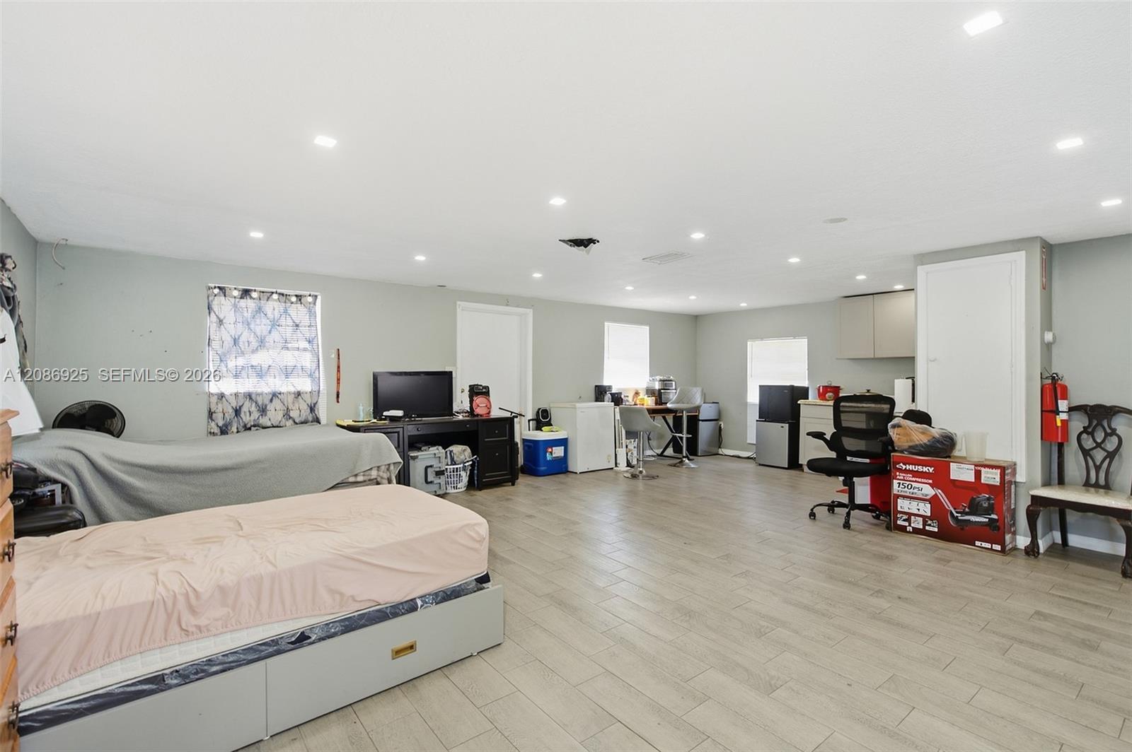 600 Ring Road Property Photo 8