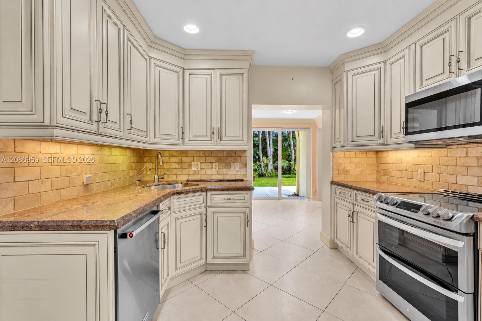 265 Fairview Road Property Photo 10