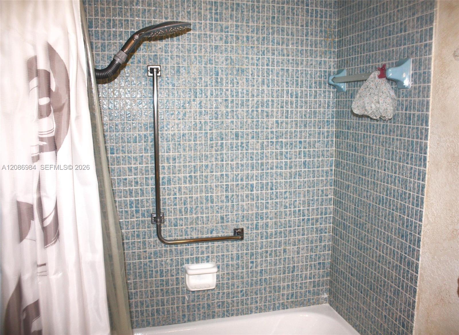 4200 Hillcrest Drive 618 Property Photo 28