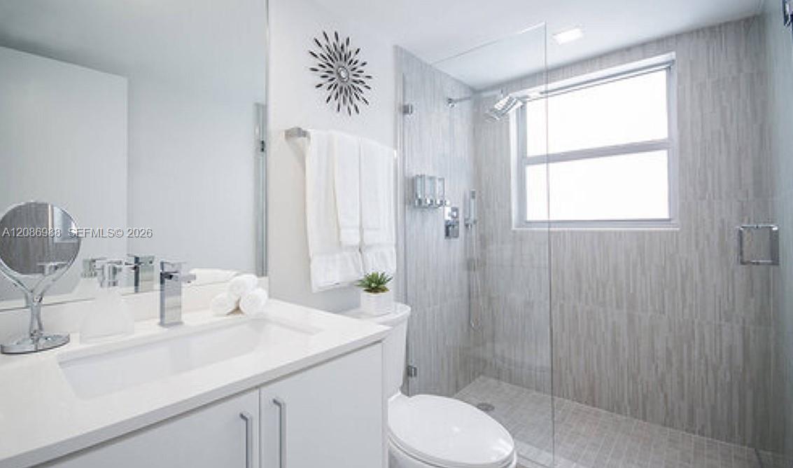 4433 El Mar Drive Property Photo 8