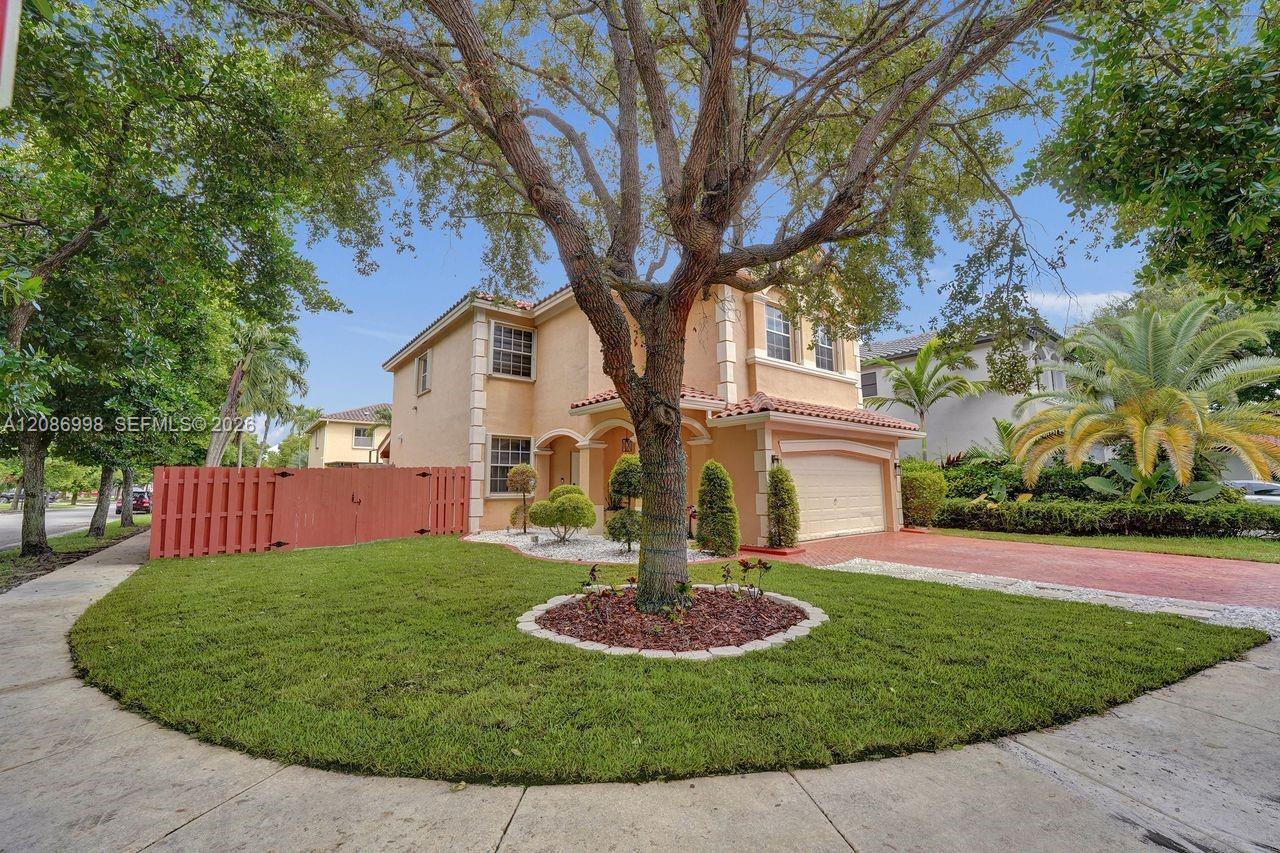 13725 Sw 50th Court Property Photo 1