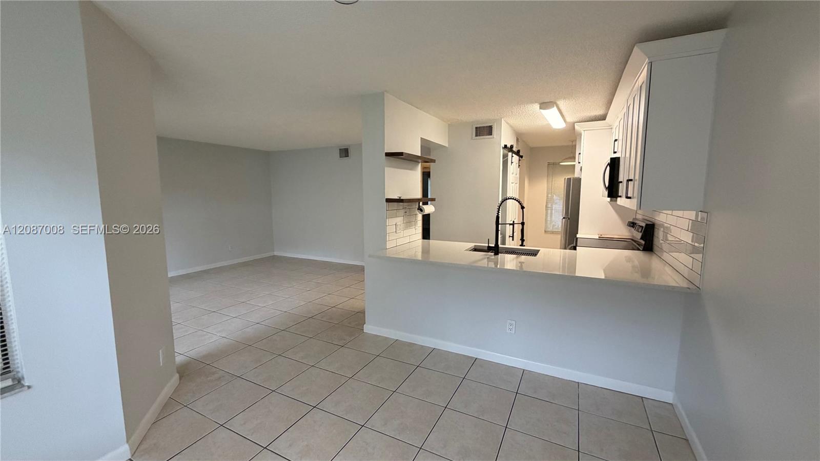 1174 Coral Club Drive 1174 Property Photo 12