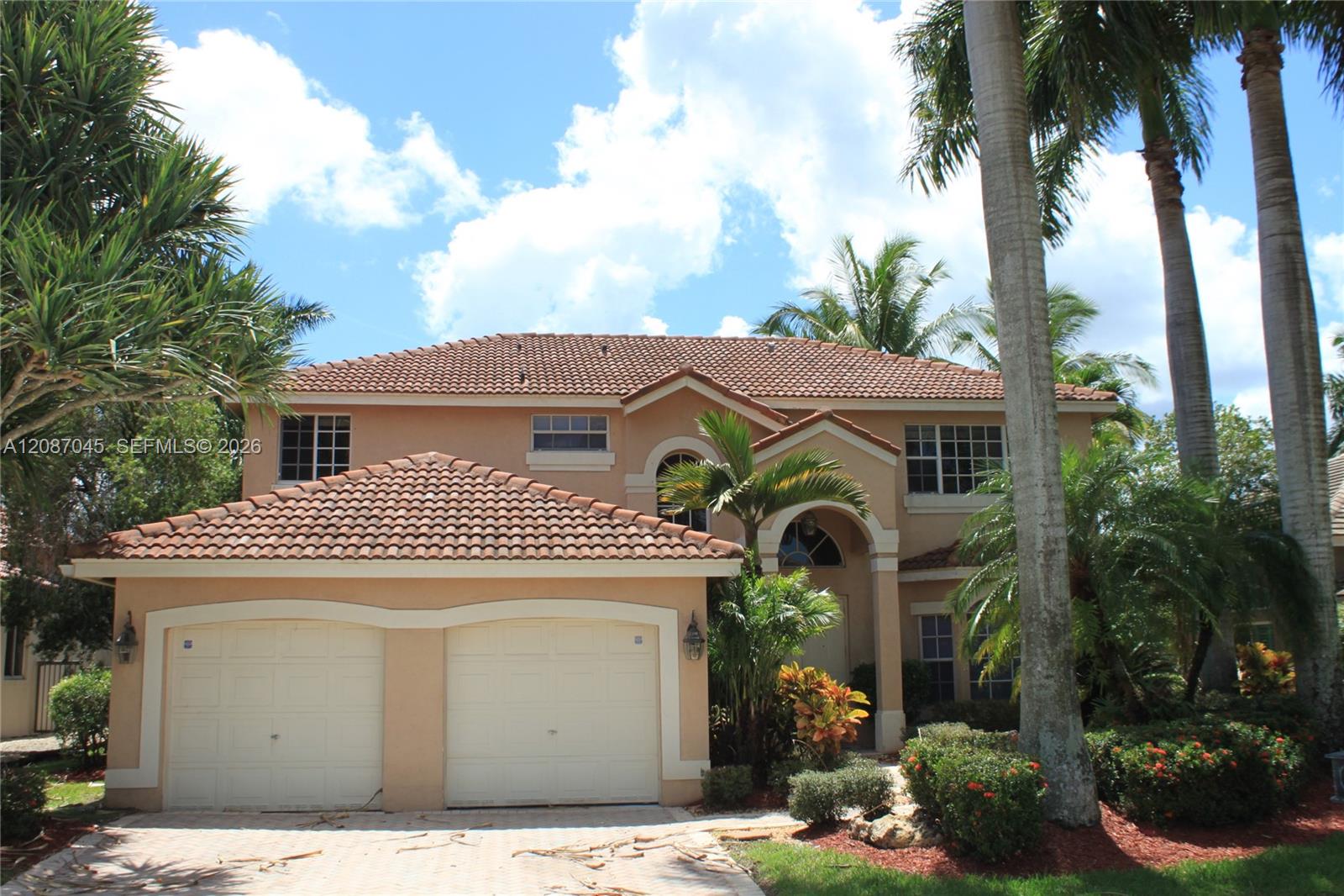 2568 Jardin Place 2568 Property Photo 1