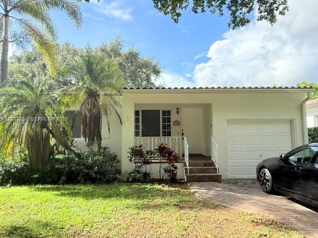 5760 SW 35th Street Property Photo 1