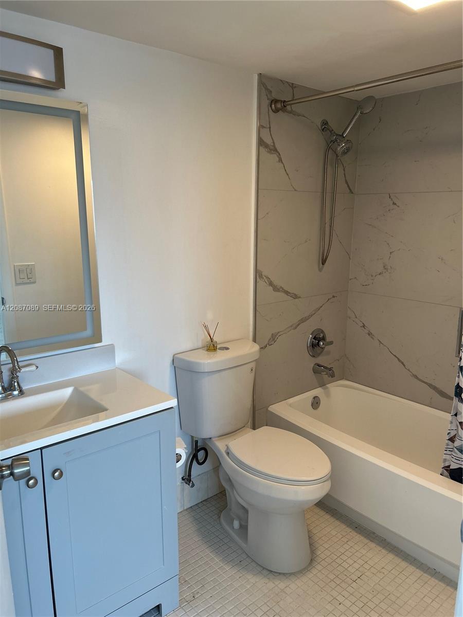 110 S Shore Drive 4e Property Photo 16