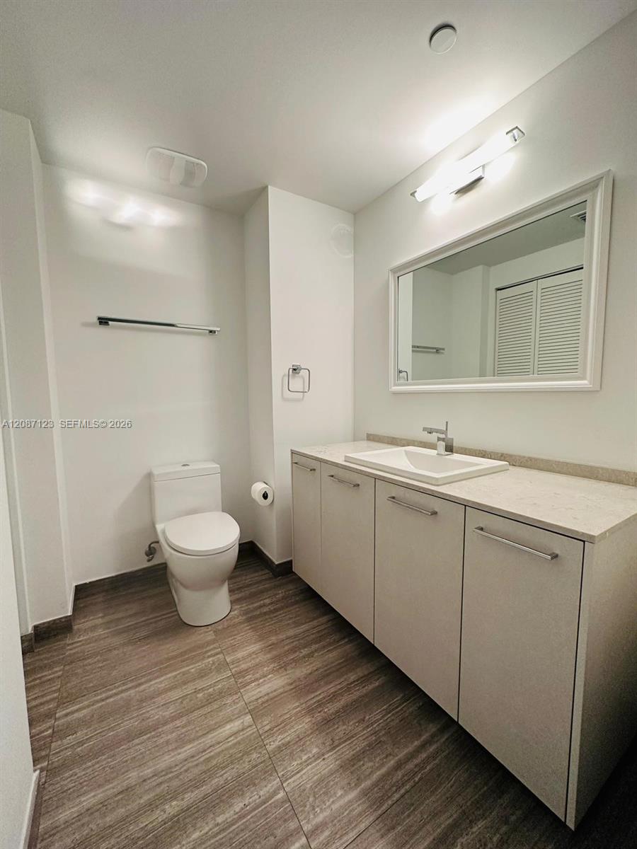 1010 Brickell Avenue 4208 Property Photo 9
