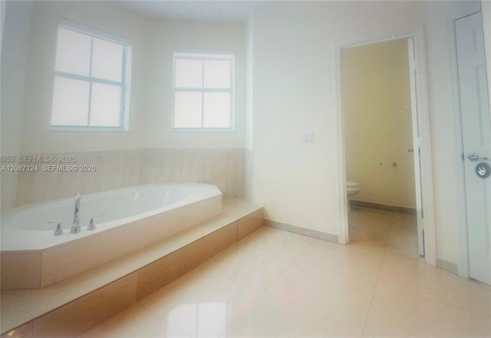 10464 Nw 70th Lane Property Photo 29