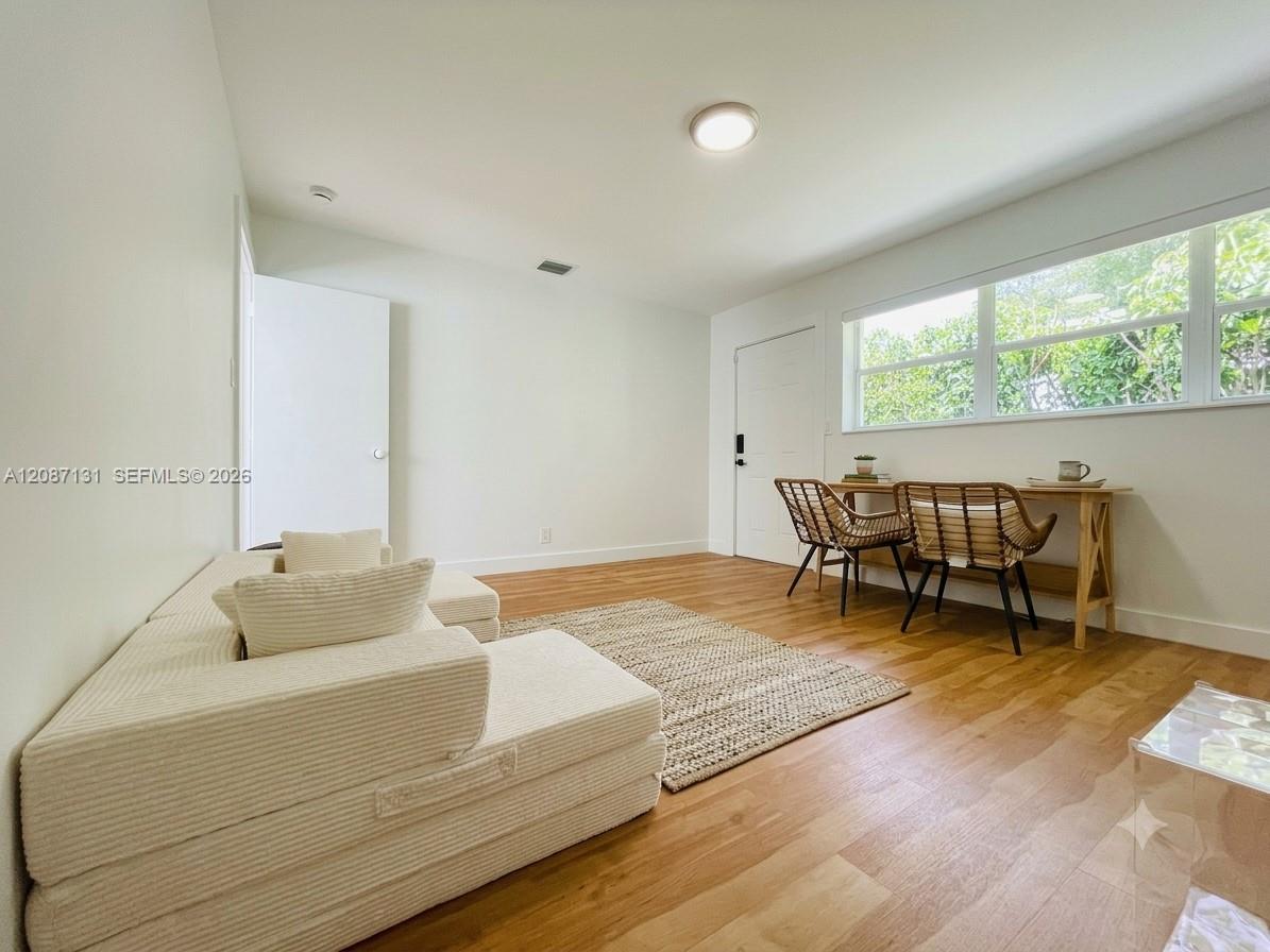A12087131 Property Photo 15