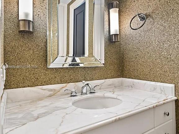 A12087175 Property Photo 23