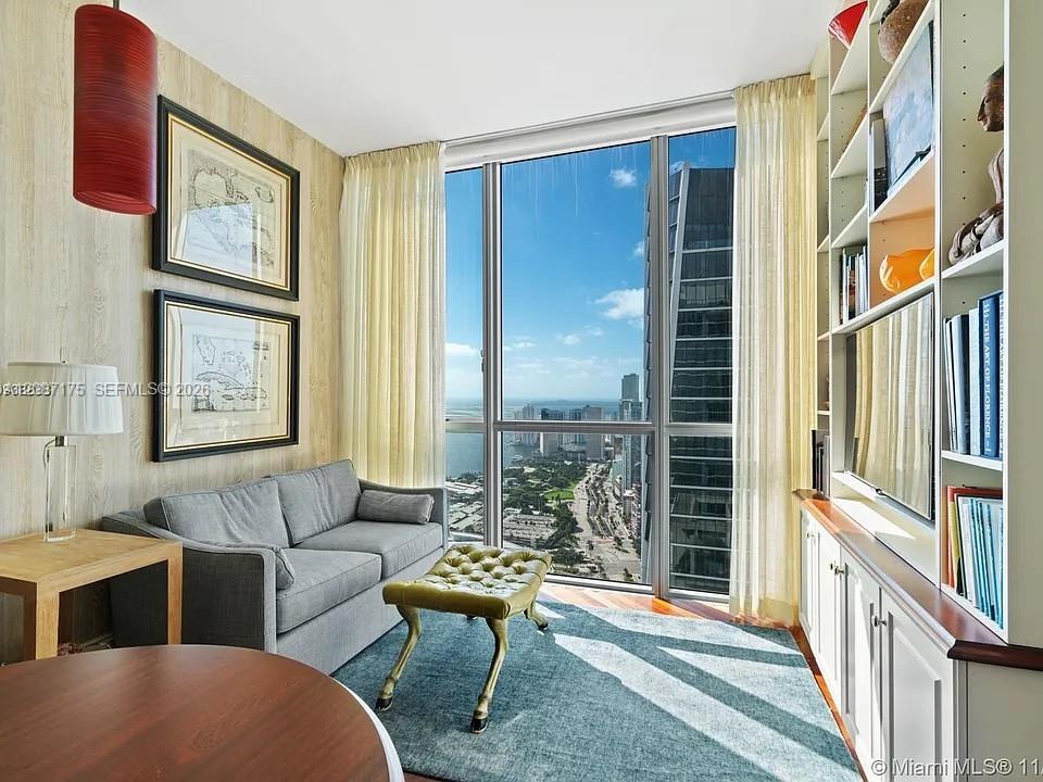 A12087175 Property Photo 25