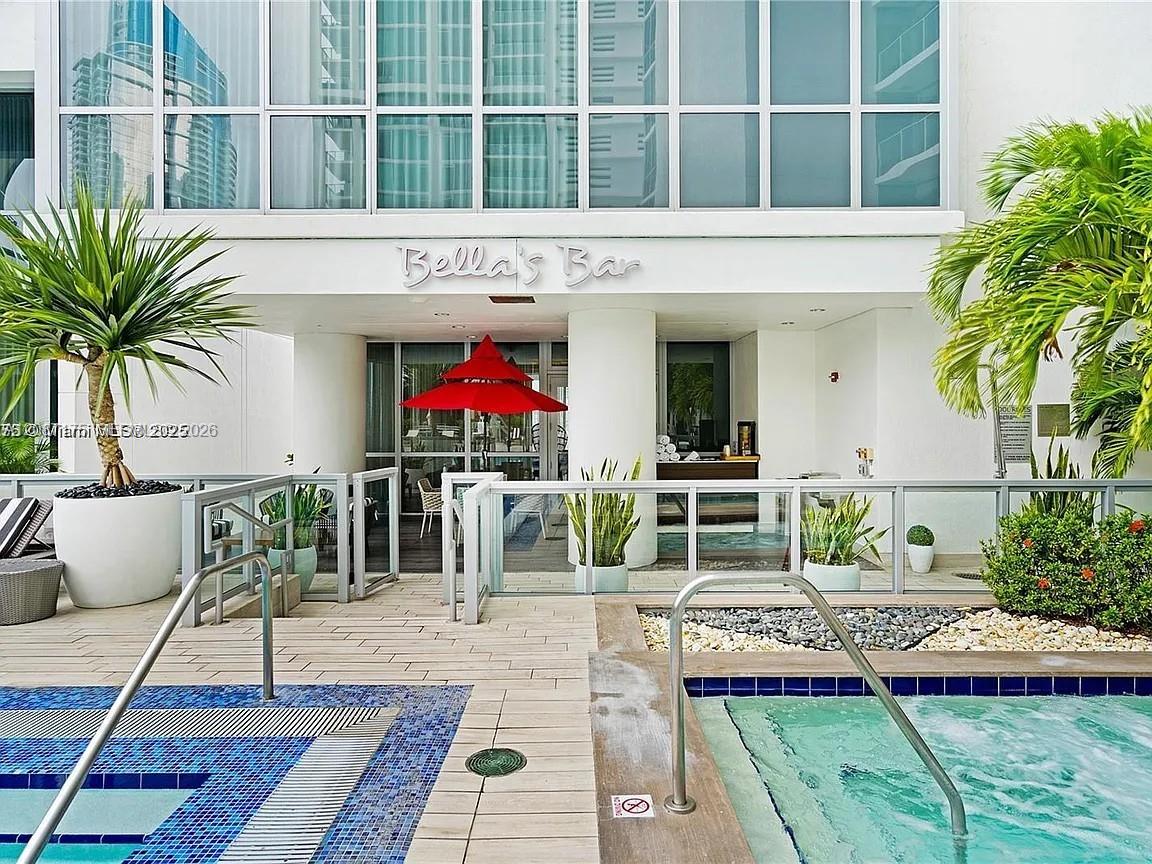 A12087175 Property Photo 43