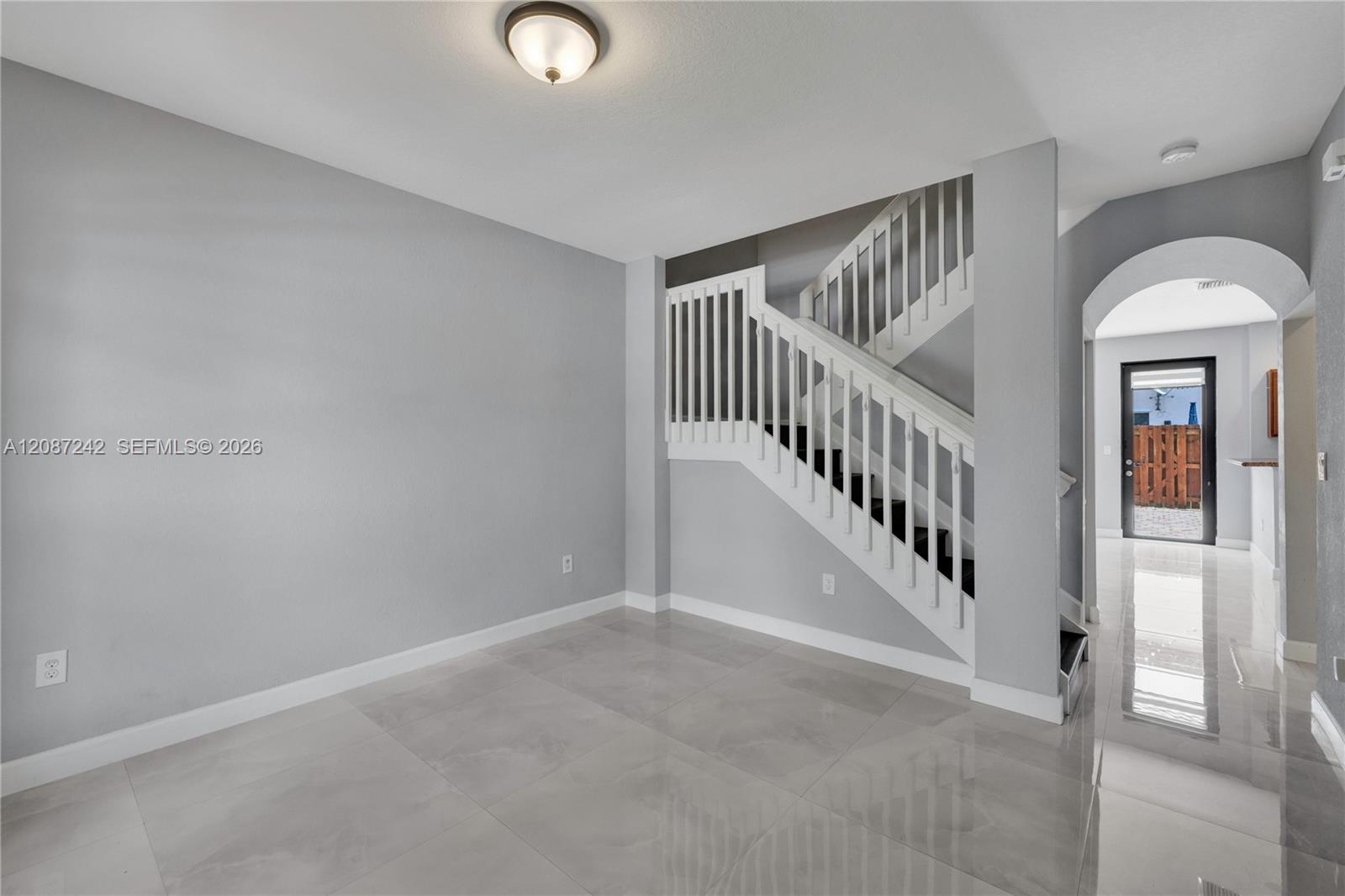 17531 Sw 153rd Path Property Photo 6