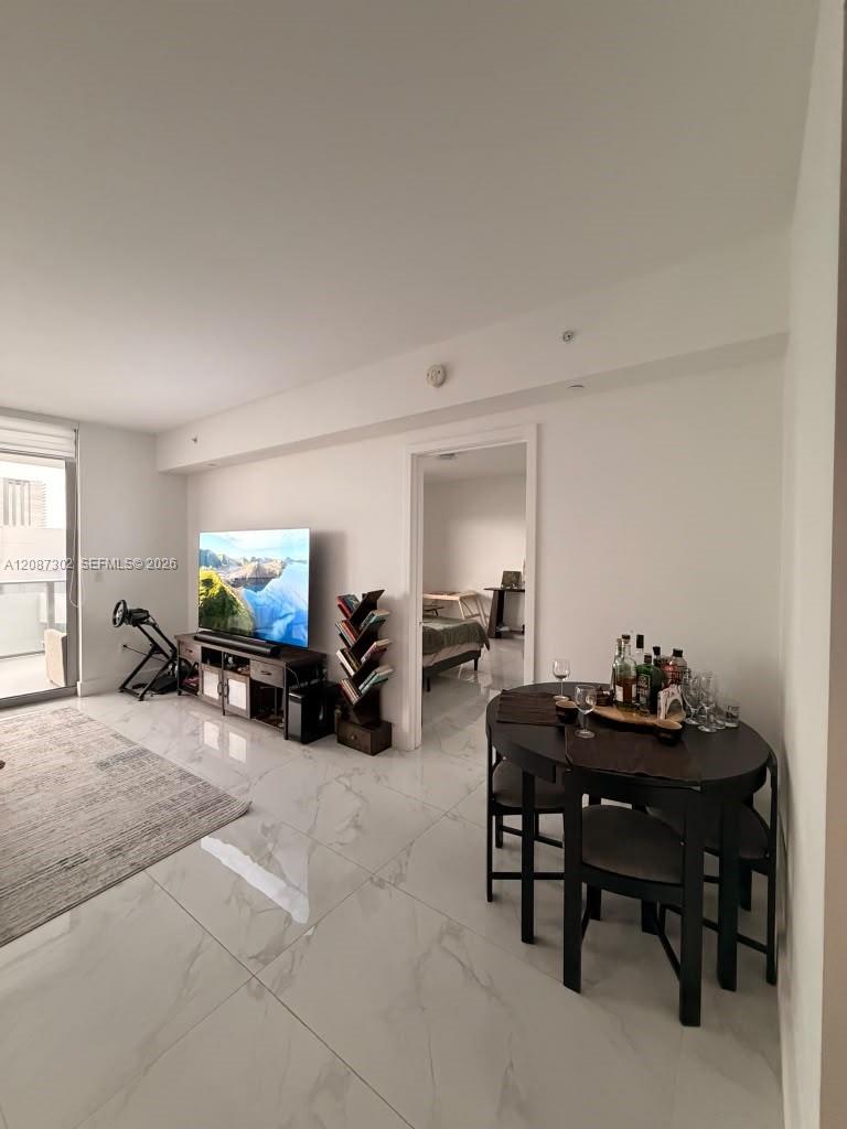 A12087302 Property Photo 14